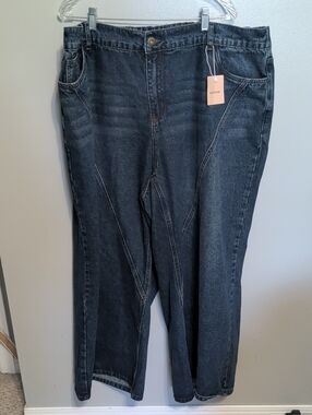 BloomChic Women's Washed Blue Boyfriend Jeans with Seamed Detail